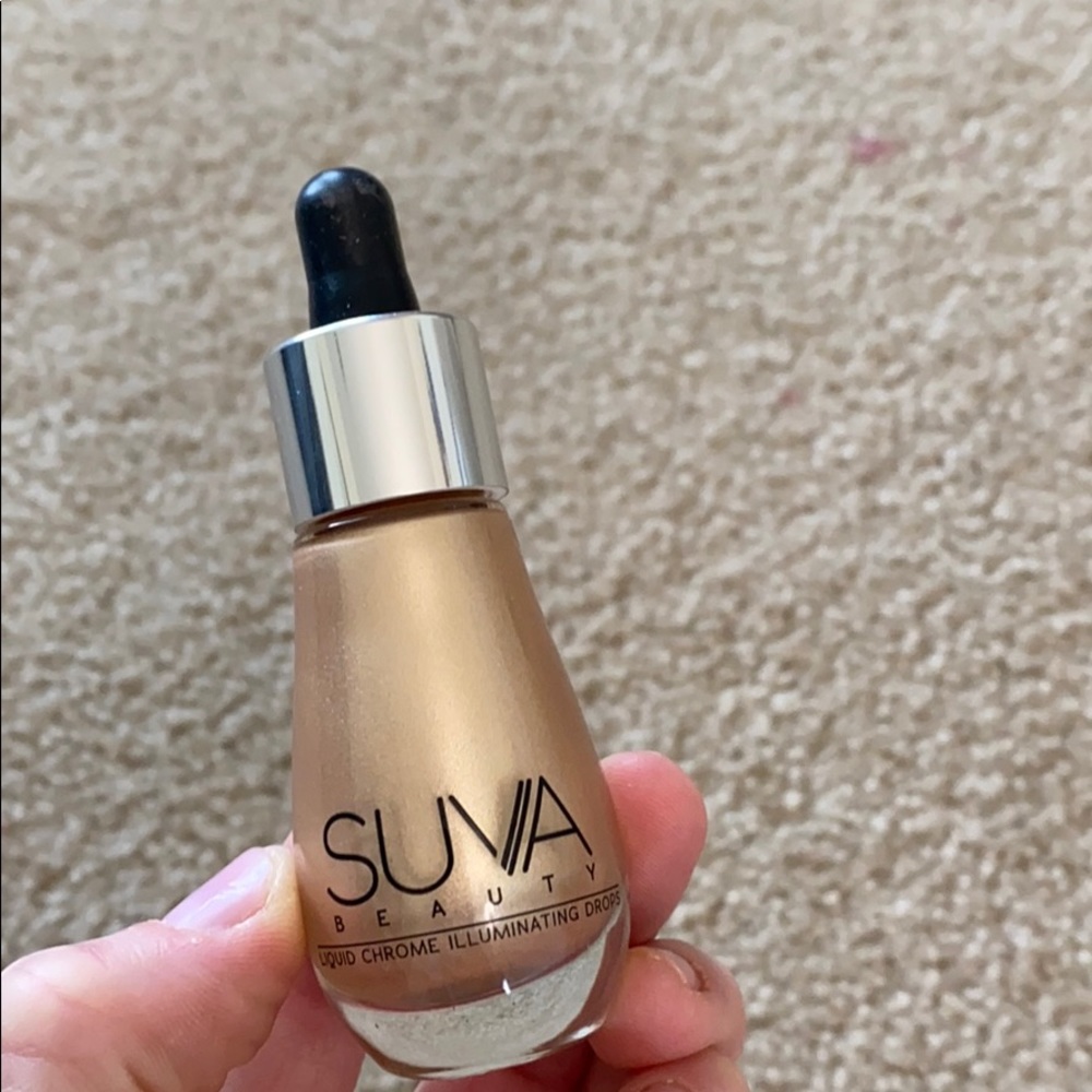 Liquid Illuminating Drops